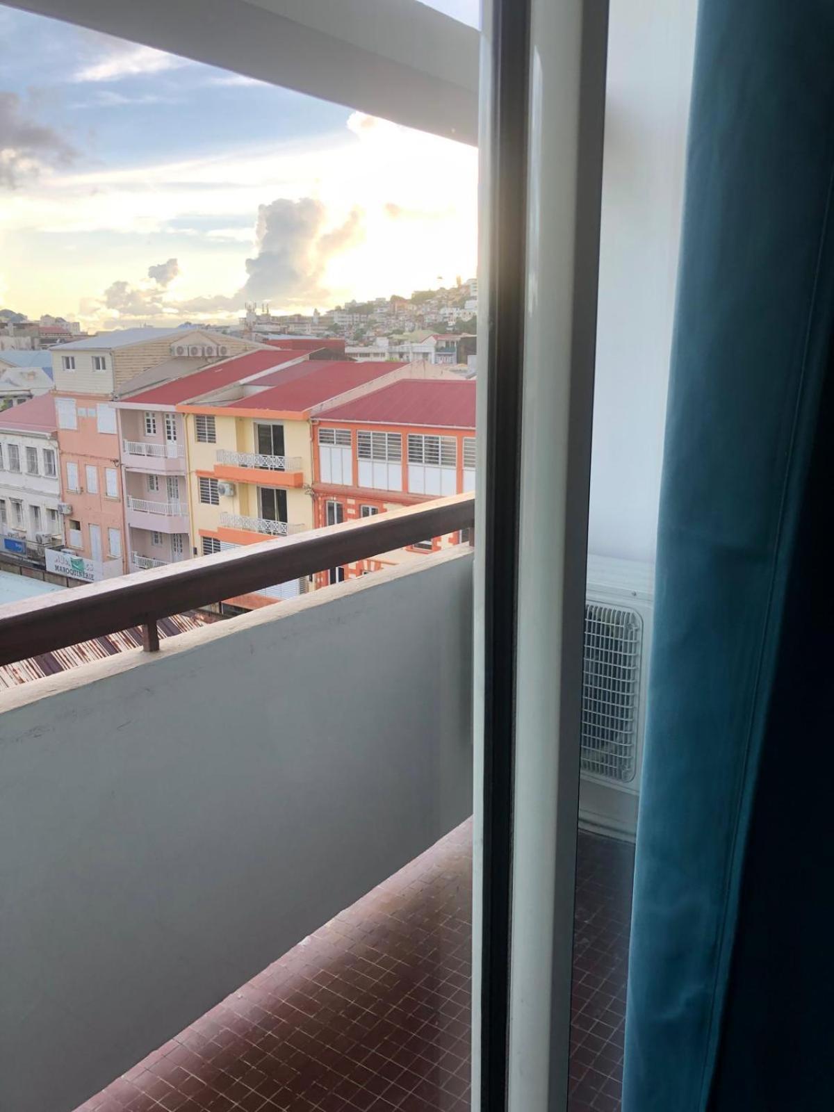 Appartement Au Coeur De Fort De France A Cote De La Bibliotheque Schoelcher! 外观 照片